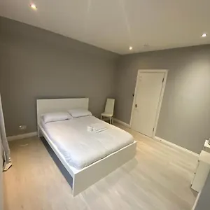 https://comfy-double-rooms.cambridgehotelsuk.com