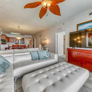 https://banana-wind-panama-city-beach.panamacity-beachhotels.com